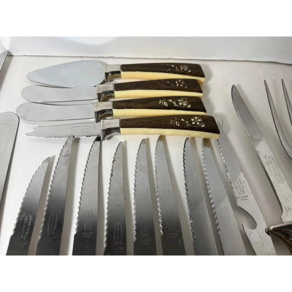 Vintage 1960’s Lifetime Cutlery Regent Sheffield England 18 Pcs Stainless Steel
